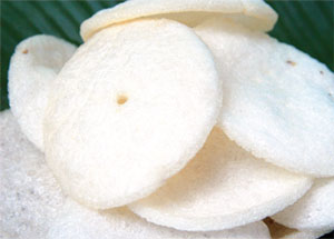 Introduction to technological processes produce shrimp chips