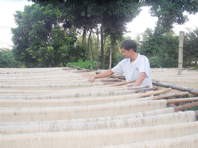 Poor drainage pattern by dry noodles